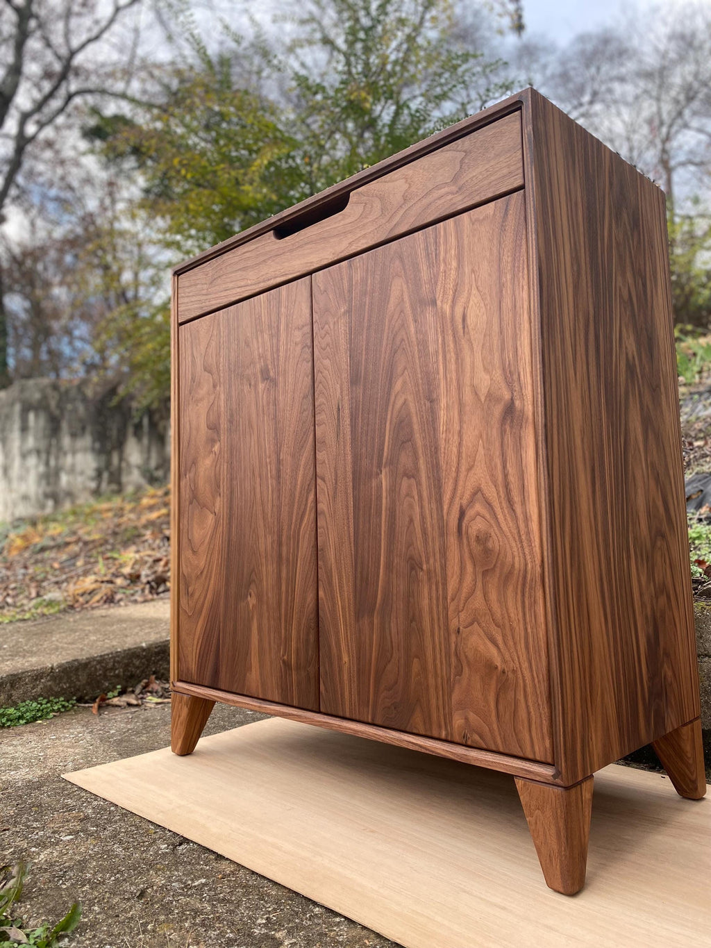 The Mesa / Valley Style Bar Cabinet